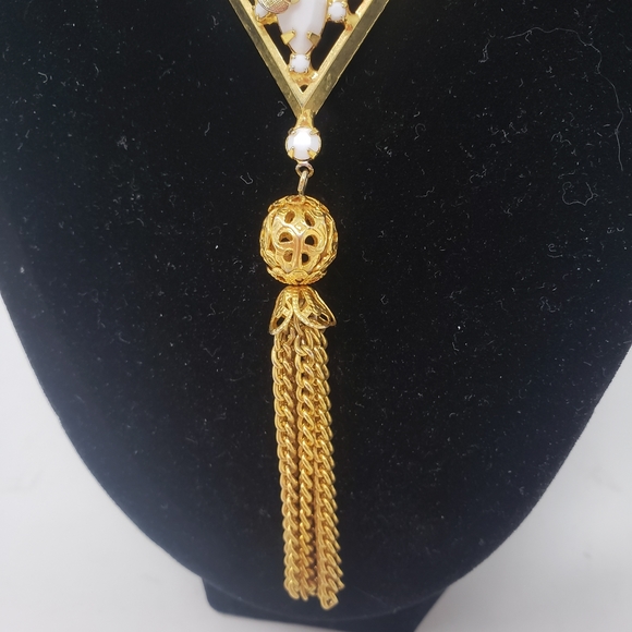 Alice Caviness Necklace Vintage Gold White Tassel - Picture 3 of 8